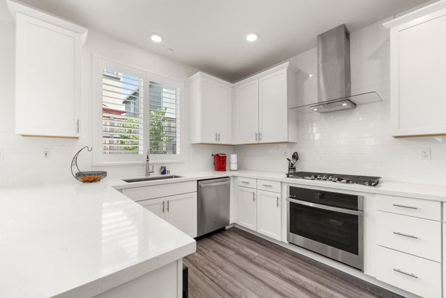 4444 Sanderson Dr, Folsom, CA 95630