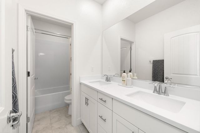 4444 Sanderson Dr, Folsom, CA 95630