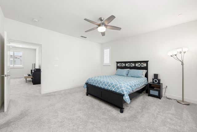 4444 Sanderson Dr, Folsom, CA 95630