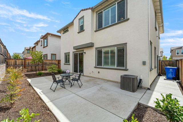 4444 Sanderson Dr, Folsom, CA 95630