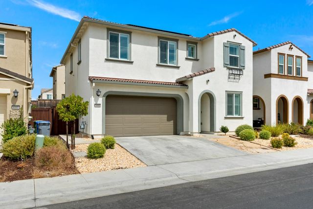 4444 Sanderson Dr, Folsom, CA 95630