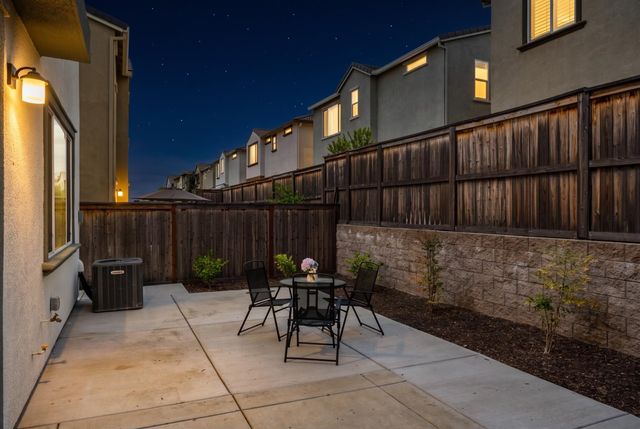 4444 Sanderson Dr, Folsom, CA 95630