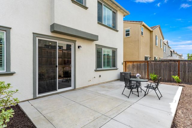 4444 Sanderson Dr, Folsom, CA 95630