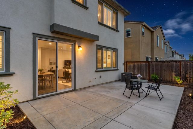 4444 Sanderson Dr, Folsom, CA 95630