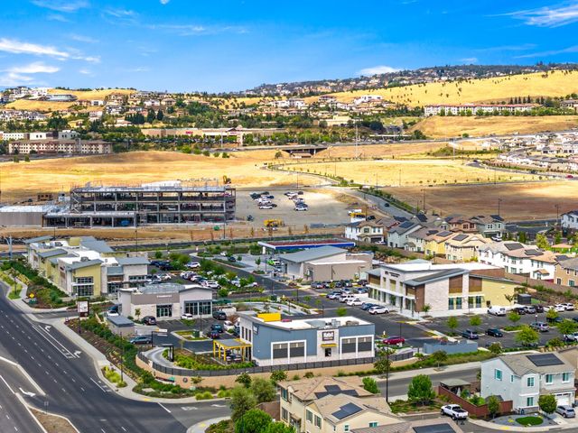 4444 Sanderson Dr, Folsom, CA 95630