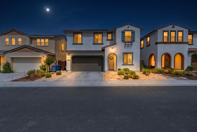 4444 Sanderson Dr, Folsom, CA 95630