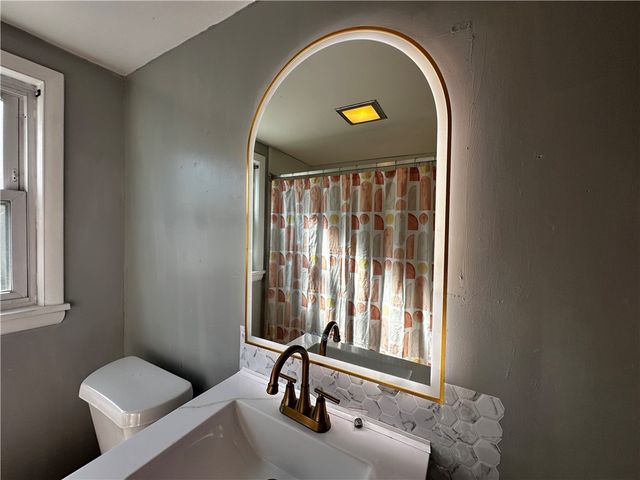 604 Centennial St, New Castle, PA 16101