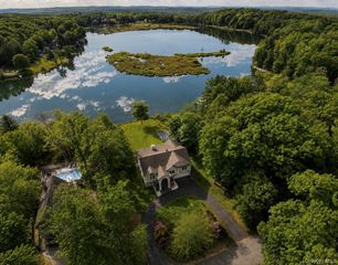 61 Lake Shore Drive W, Rock Hill, NY 12775