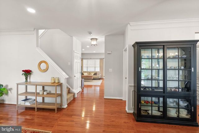25941 HARTWOOD DRIVE, Chantilly, VA 20152