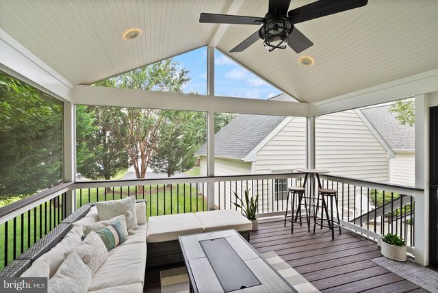 25941 HARTWOOD DRIVE, Chantilly, VA 20152