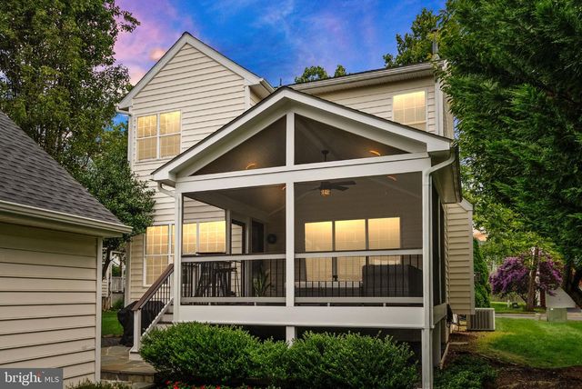 25941 HARTWOOD DRIVE, Chantilly, VA 20152