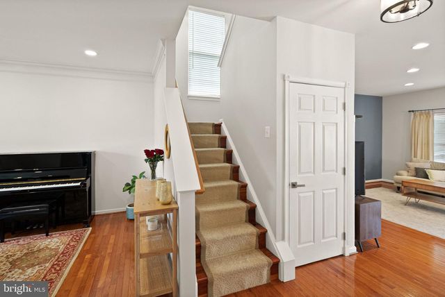 25941 HARTWOOD DRIVE, Chantilly, VA 20152