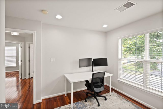 25941 HARTWOOD DRIVE, Chantilly, VA 20152