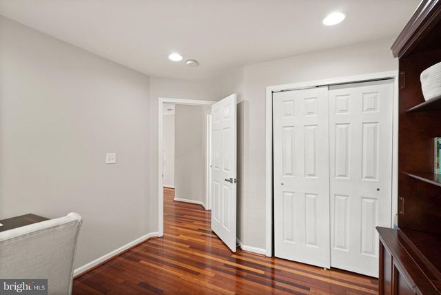 25941 HARTWOOD DRIVE, Chantilly, VA 20152