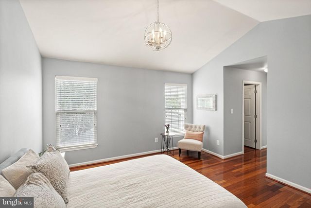 25941 HARTWOOD DRIVE, Chantilly, VA 20152