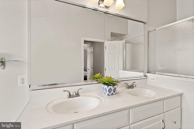 25941 HARTWOOD DRIVE, Chantilly, VA 20152