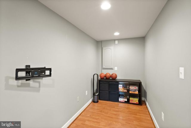 25941 HARTWOOD DRIVE, Chantilly, VA 20152