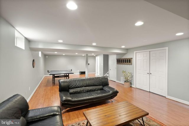 25941 HARTWOOD DRIVE, Chantilly, VA 20152