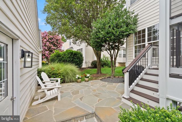 25941 HARTWOOD DRIVE, Chantilly, VA 20152
