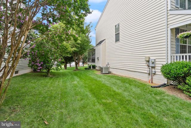 25941 HARTWOOD DRIVE, Chantilly, VA 20152
