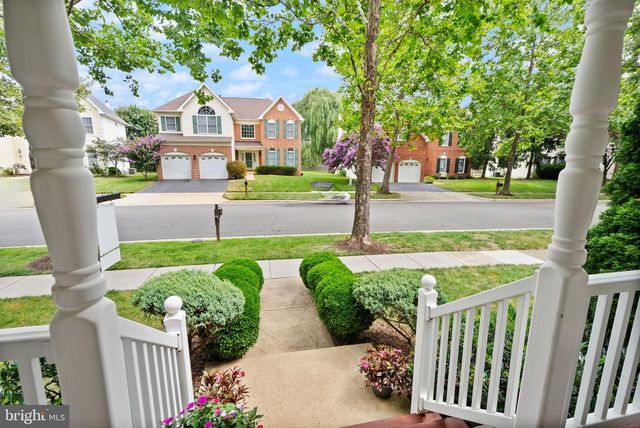 25941 HARTWOOD DRIVE, Chantilly, VA 20152
