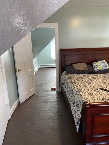 25 May Street, Hartford, CT 06105