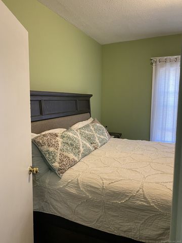 25 May Street, Hartford, CT 06105