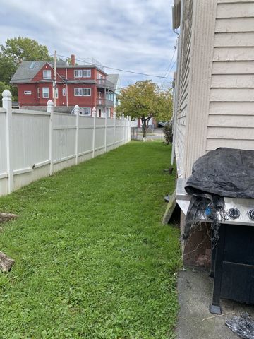 25 May Street, Hartford, CT 06105