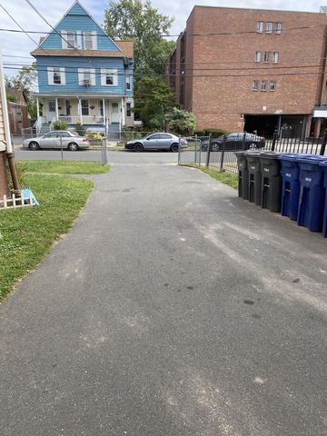 25 May Street, Hartford, CT 06105