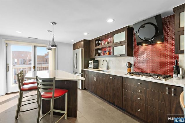 404 Jefferson Court PH4, Edgewater, NJ 07020