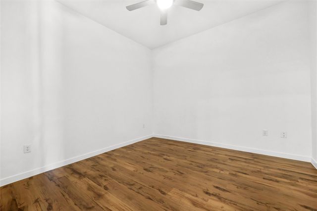 4801 Springdale RD 1005, Austin, TX 78723