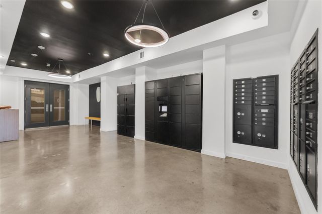 4801 Springdale RD 1005, Austin, TX 78723