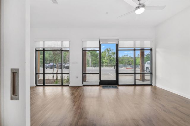 4801 Springdale RD 1005, Austin, TX 78723