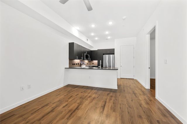 4801 Springdale RD 1005, Austin, TX 78723