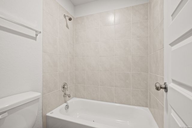 186 Hunters Camp, San Antonio, TX 78253