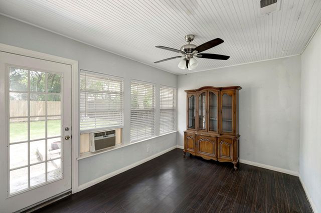 4626 Evergreen Street, Bellaire, TX 77401