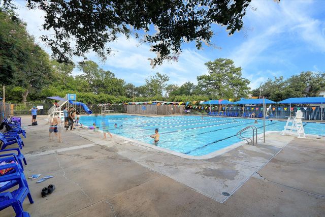 4626 Evergreen Street, Bellaire, TX 77401