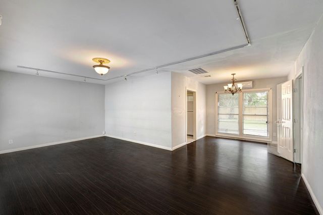 4626 Evergreen Street, Bellaire, TX 77401