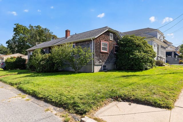 63 Hemlock St, Fall River, MA 02720