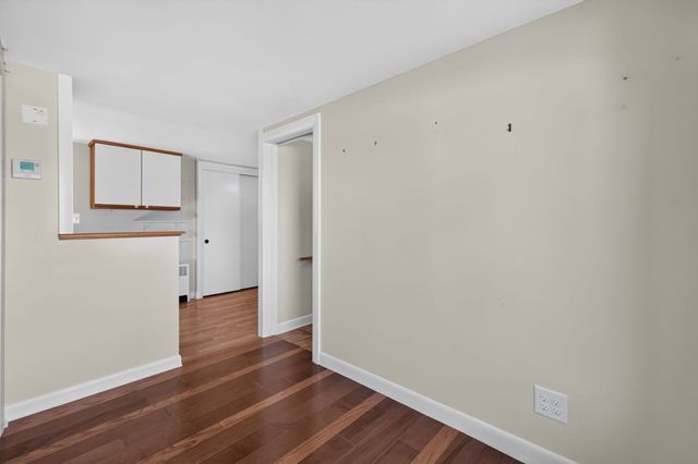 63 Hemlock St, Fall River, MA 02720