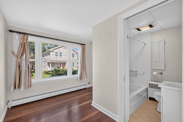 63 Hemlock St, Fall River, MA 02720