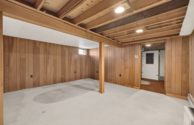 63 Hemlock St, Fall River, MA 02720
