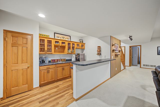 210 21st Street SW, Altoona, IA 50009
