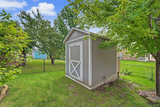 210 21st Street SW, Altoona, IA 50009