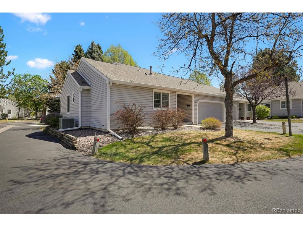 13703 E Marina Dr A, Aurora, CO 80014