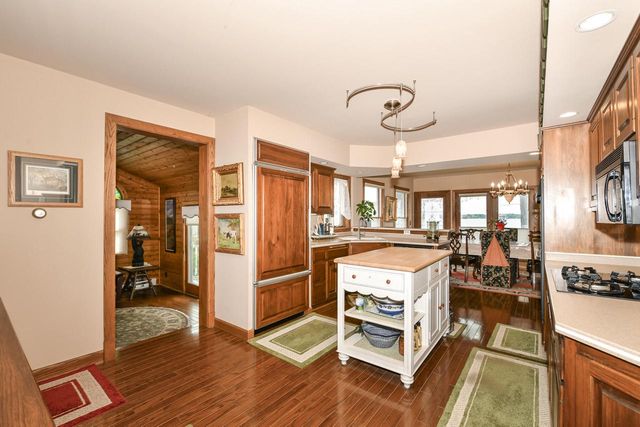 30731 Cedar DRIVE, Burlington, WI 53105