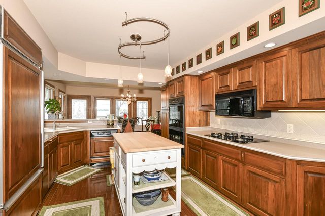 30731 Cedar DRIVE, Burlington, WI 53105