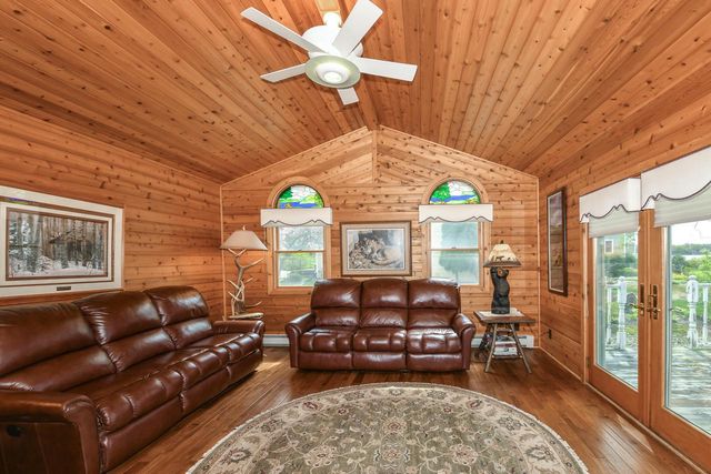 30731 Cedar DRIVE, Burlington, WI 53105