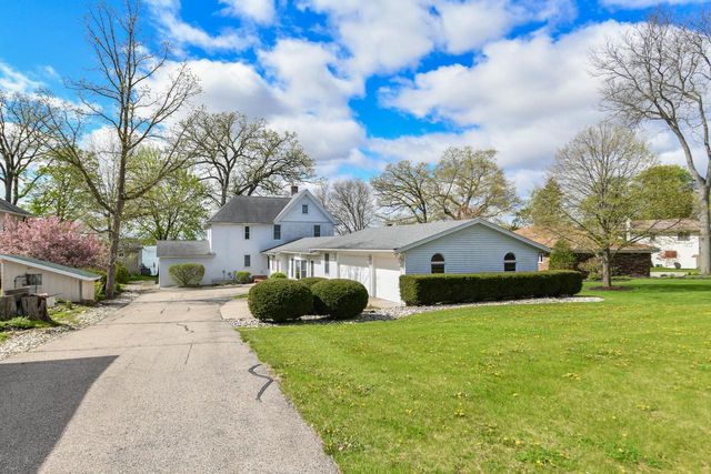 30731 Cedar DRIVE, Burlington, WI 53105