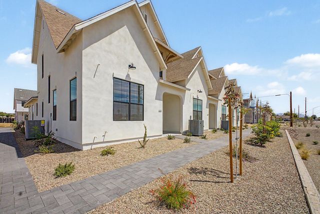 8232 E UNIVERSITY Drive 103, Mesa, AZ 85207